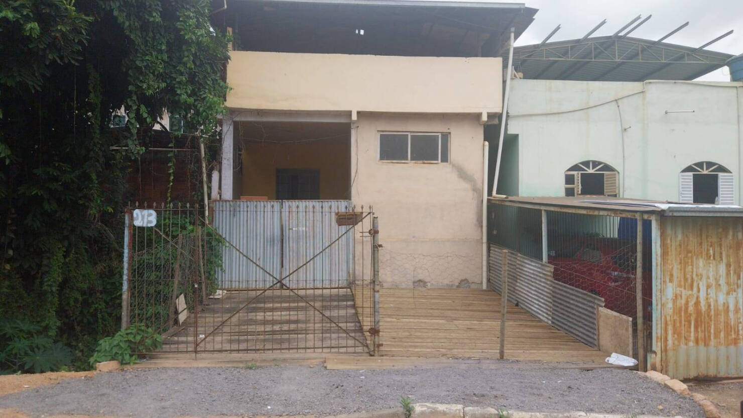 #3984 - Casa para Venda em Santana do Paraíso - MG