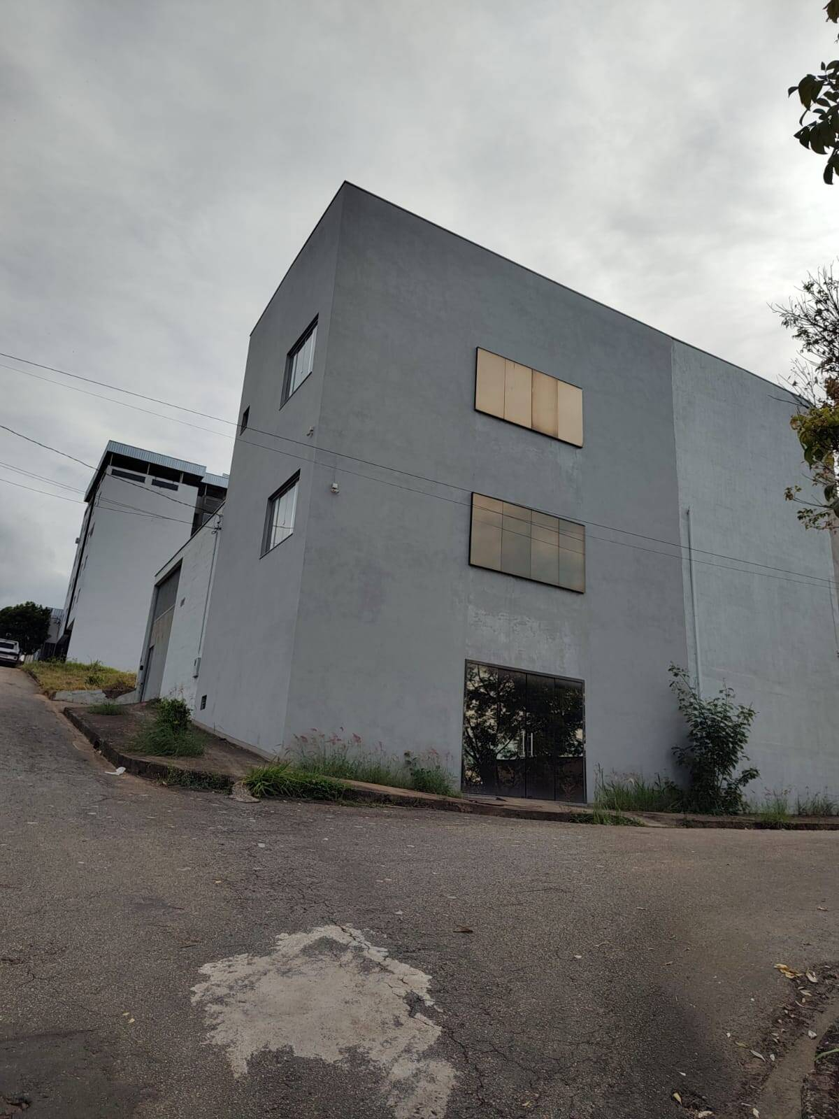 #3988 - Galpão para Venda em Santana do Paraíso - MG