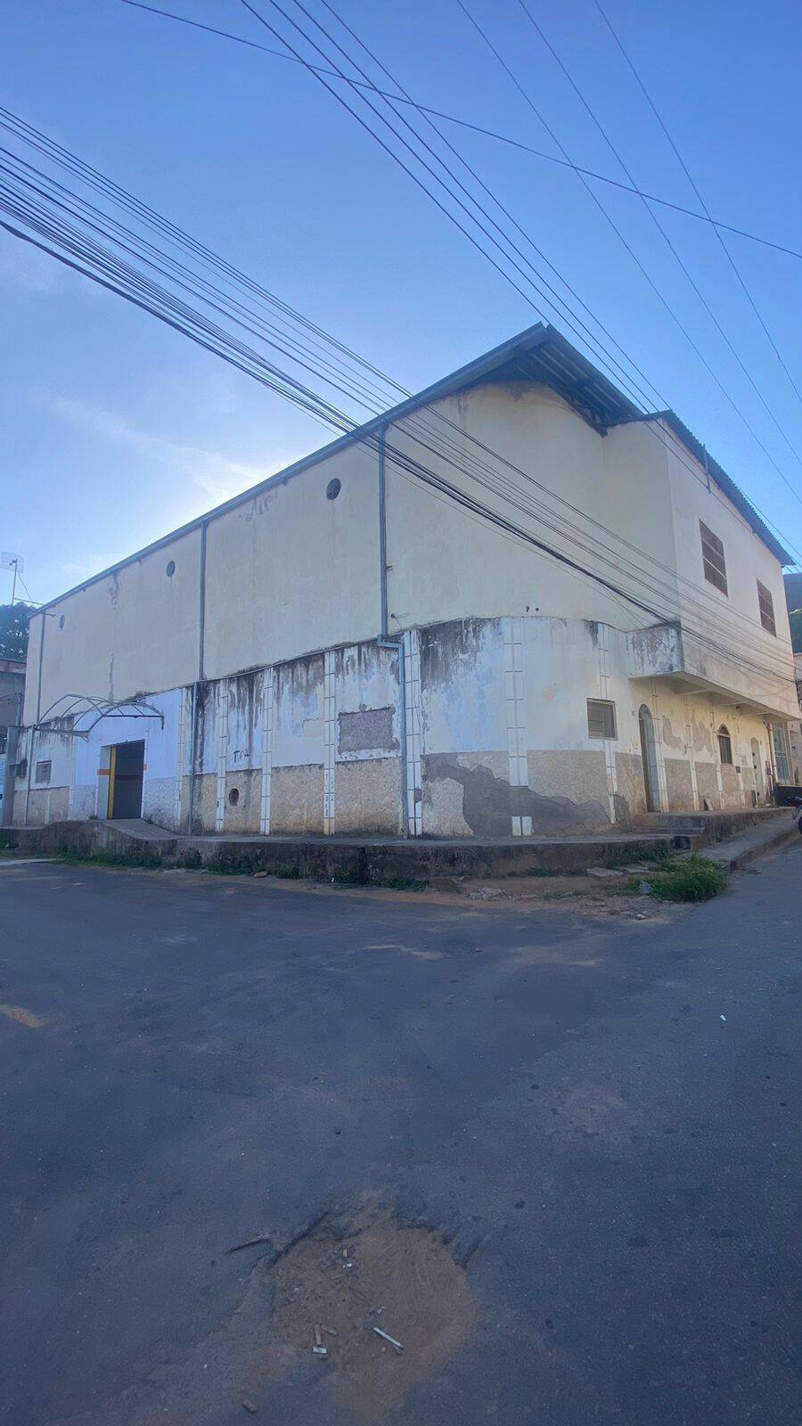 Sala-Conjunto, 700 m² - Foto 1