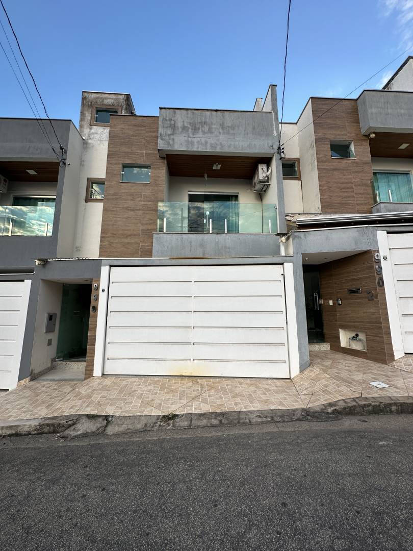 #4189 - Casa para Venda em Santana do Paraíso - MG