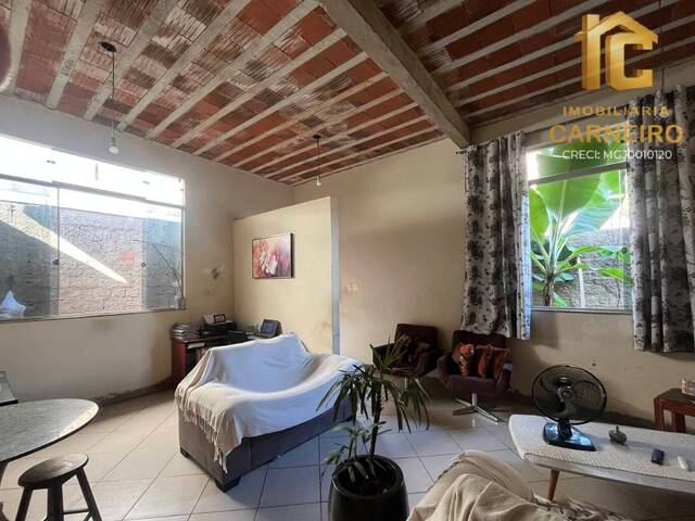 #831 - Casa para Venda em Ipatinga - MG - 2