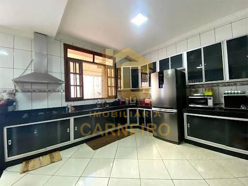 Casa, 3 quartos, 246 m² - Foto 14