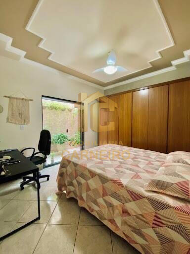 Casa, 3 quartos, 216 m² - Foto 8