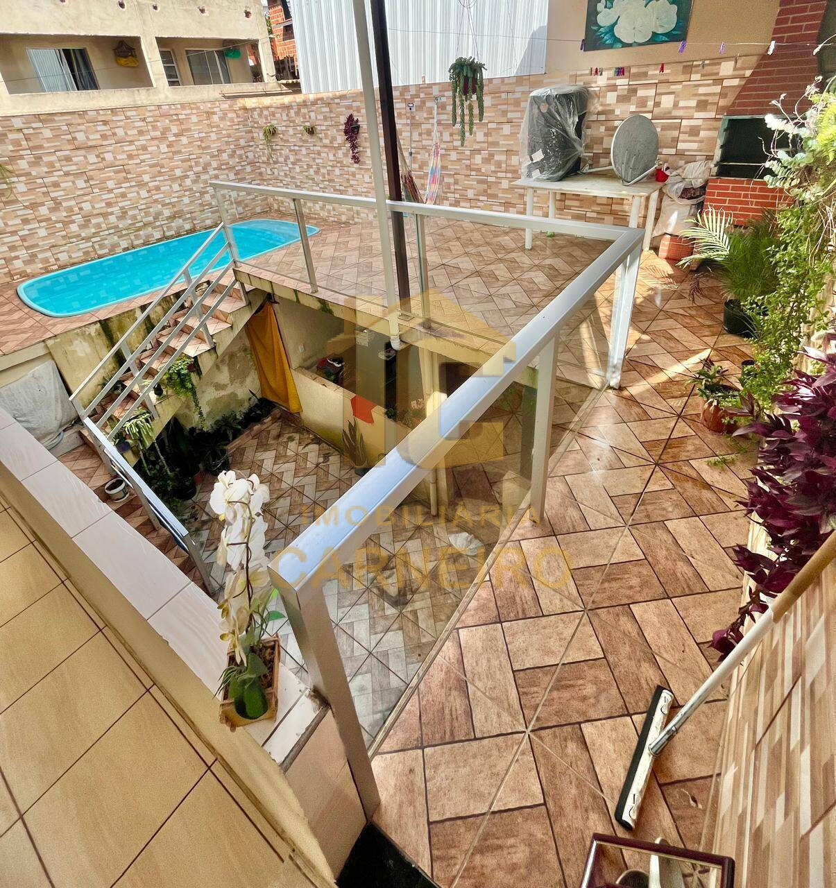 Casa, 5 quartos, 260 m² - Foto 1