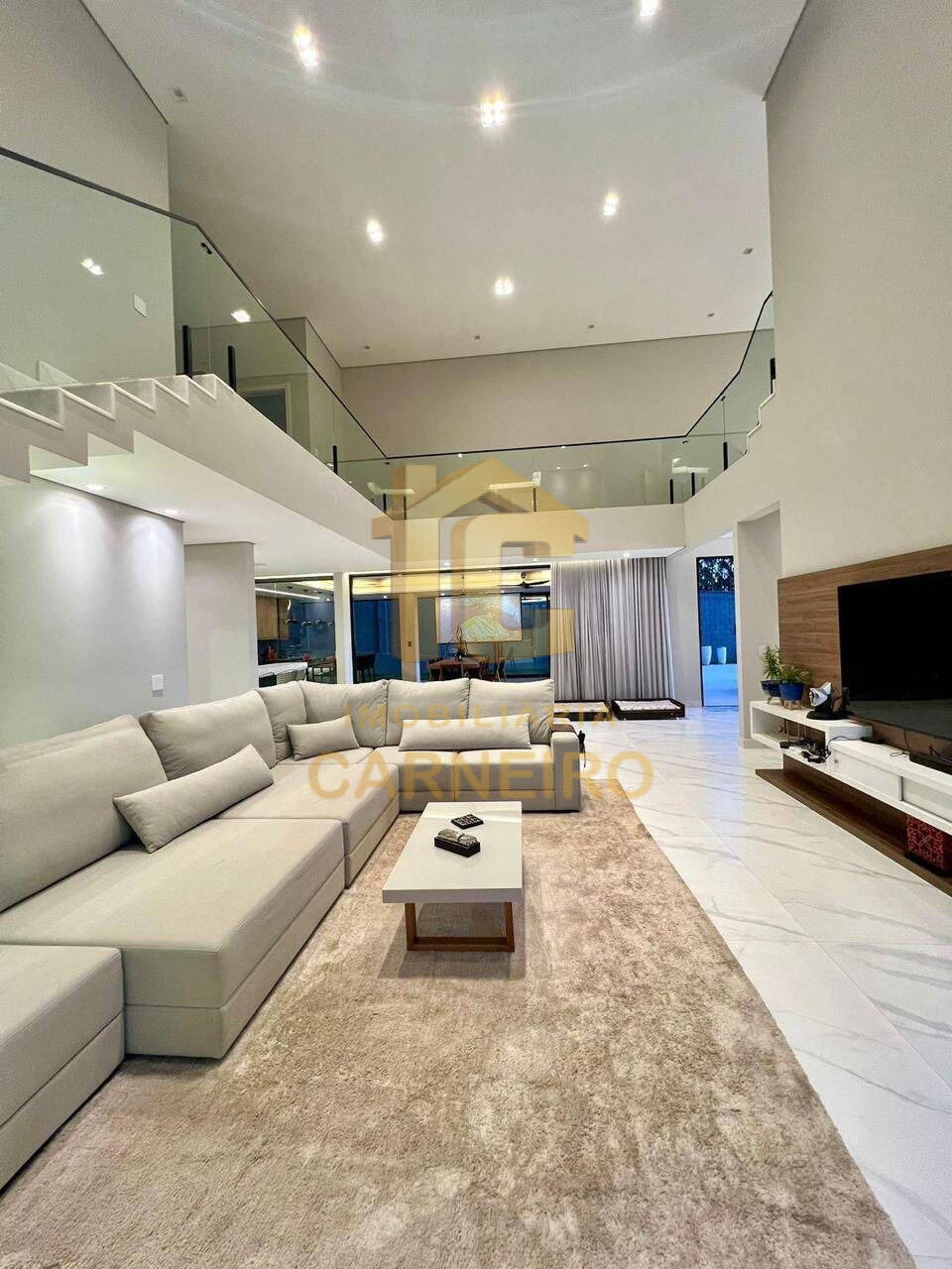 Casa, 7 quartos, 700 m² - Foto 1