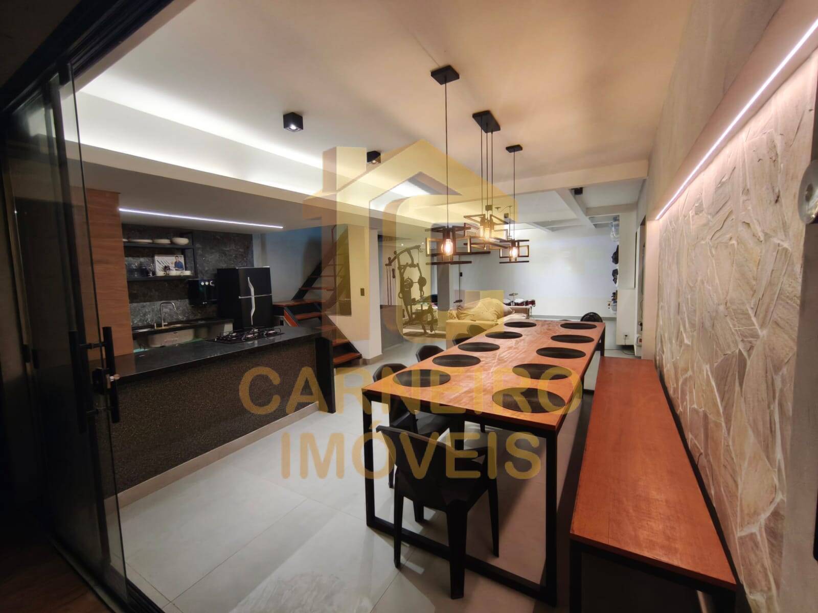 Casa, 3 quartos, 180 m² - Foto 1