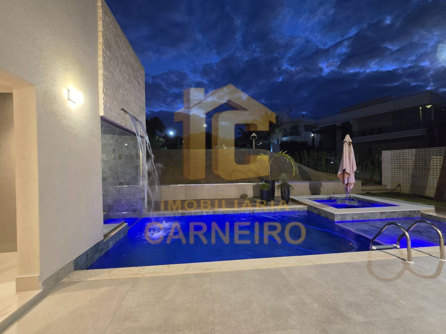 Casa, 5 quartos, 340 m² - Foto 9