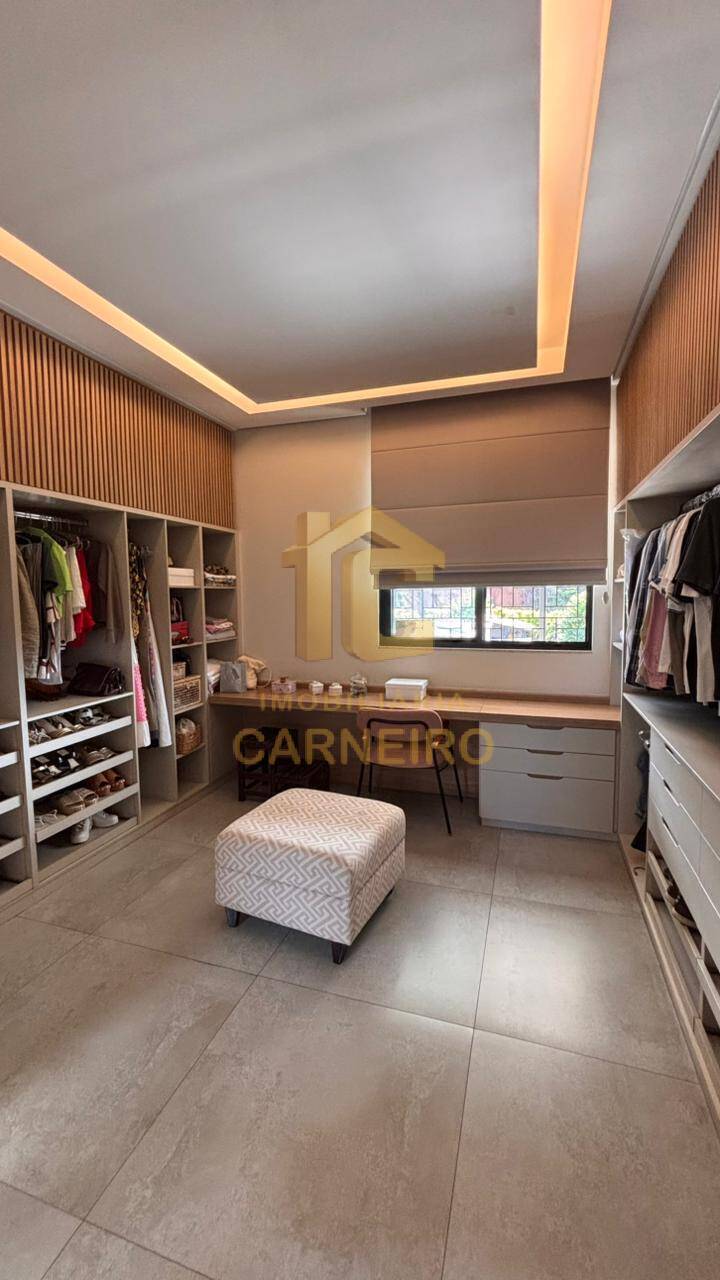 Casa, 4 quartos, 300 m² - Foto 22