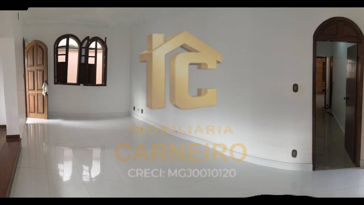 Casa, 3 quartos, 215 m² - Foto 2
