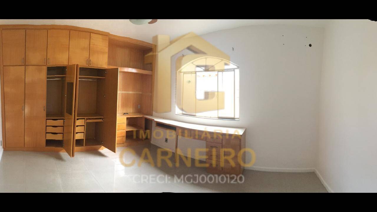 Casa, 3 quartos, 215 m² - Foto 4
