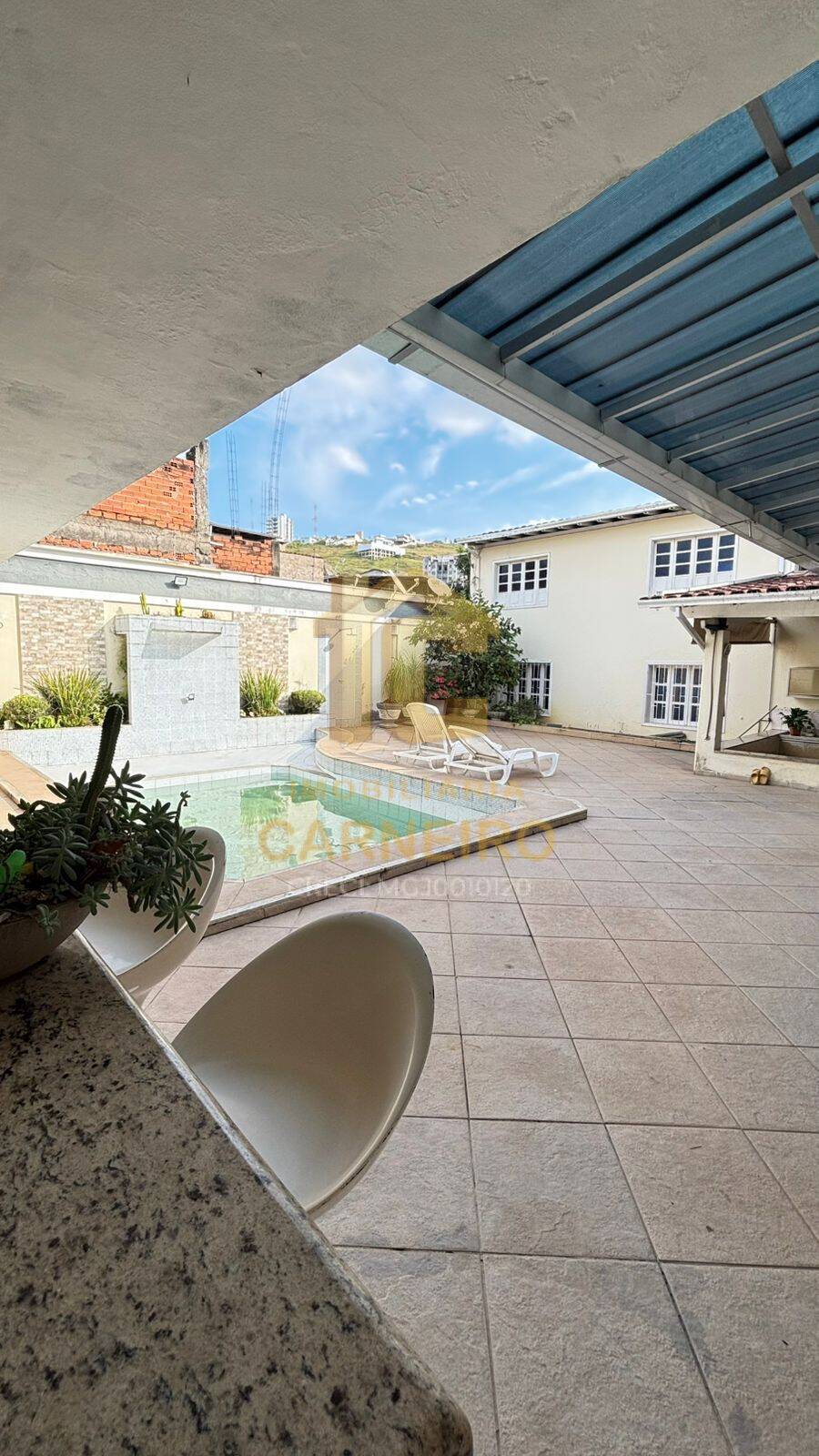Casa, 4 quartos, 275 m² - Foto 2