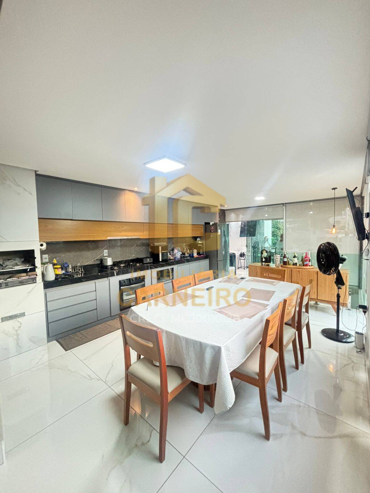Casa, 3 quartos, 250 m² - Foto 11